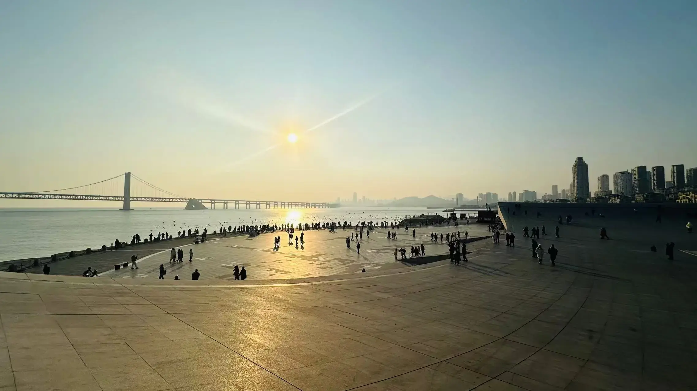 Xinghai Square & Bay Bridge